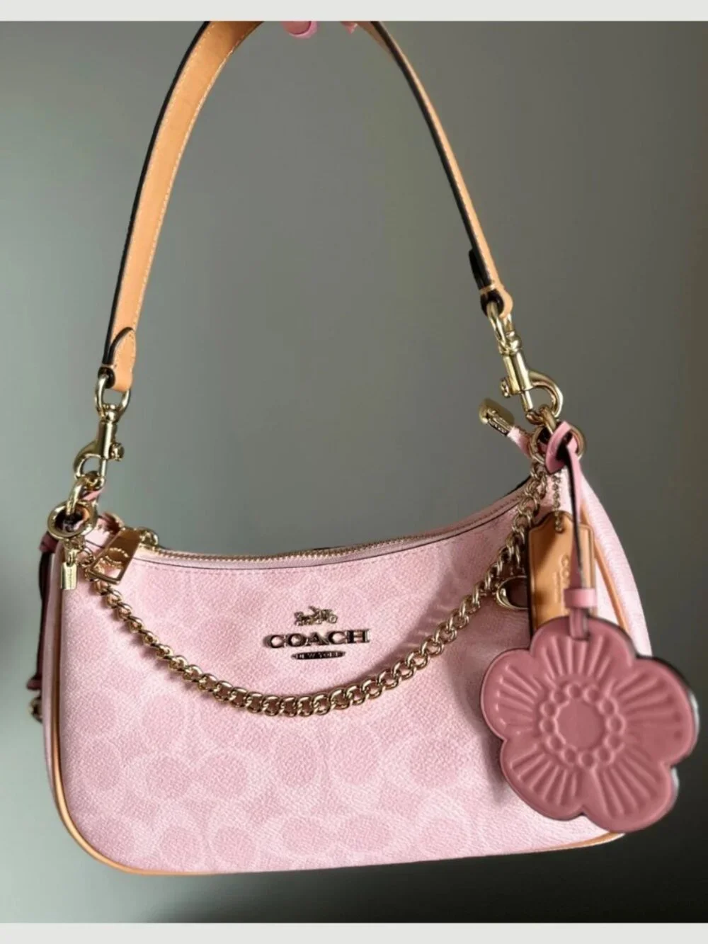 COACH Terri Shoulder Bag – Powder Pink